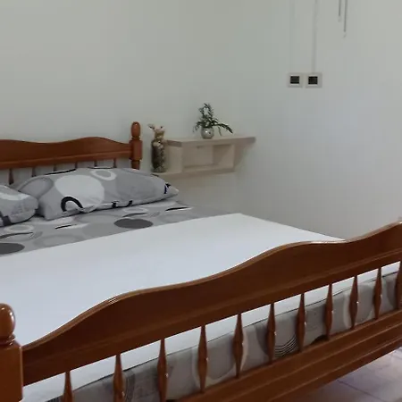 A & H Apartment Velipoje