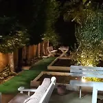A & H * Velipojë