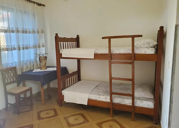 A & H 公寓 Velipojë